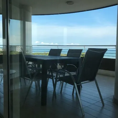 Torre Shiva Apartman *