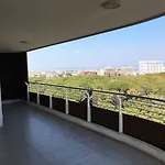 Torre Shiva شقة *